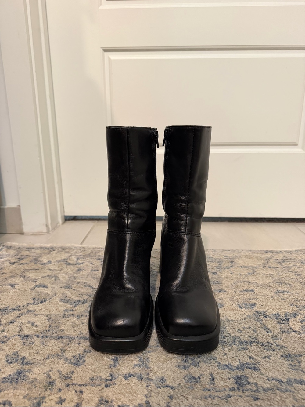 Steve Madden Black Mid-Calf Square-Toe Leather Boots